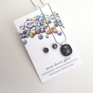 Small size dichroic glass jewellery set from Stevie Davies